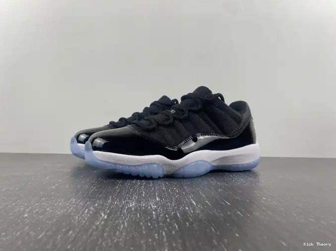 Kicktheory Low 11 FV5104-004 Jam Space Jordan Air 0613
